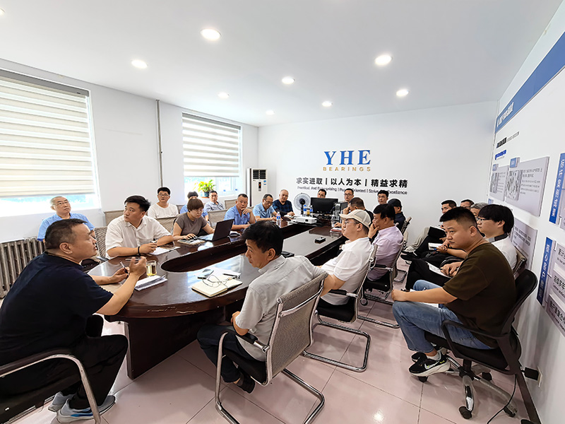 Buổi làm việc tại YHE