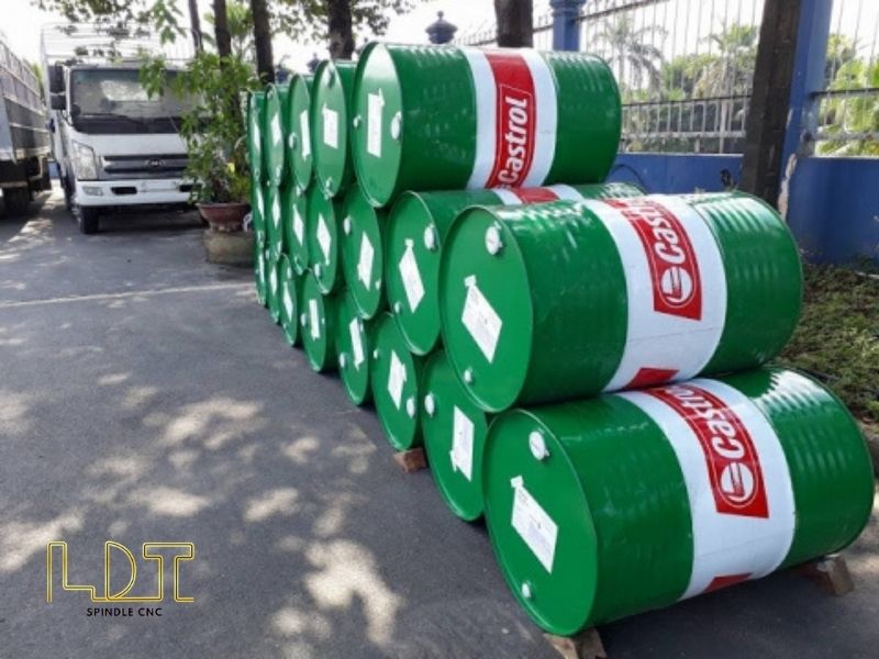 Four reasons to use Castrol lubricating grease